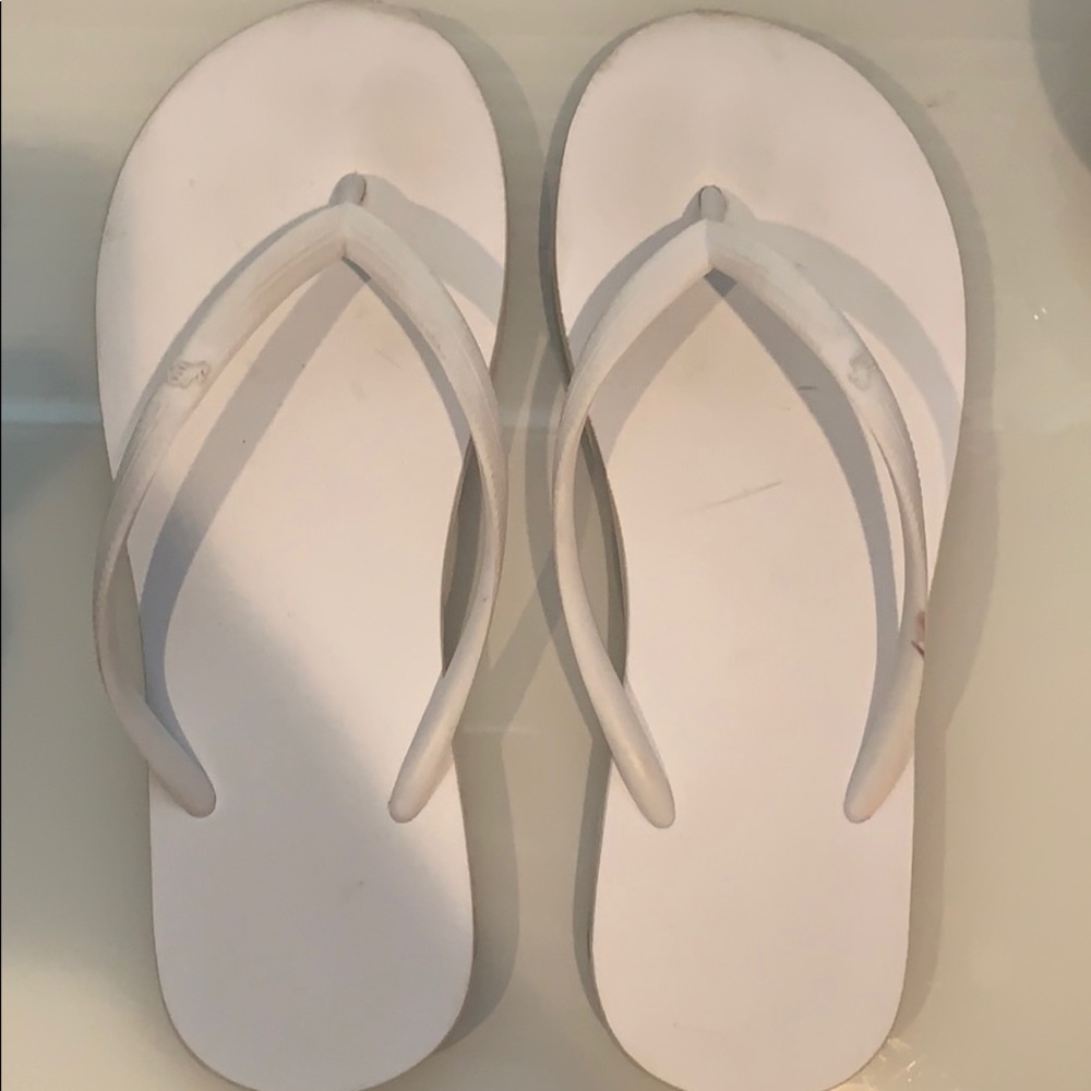Abercrombie flip flops